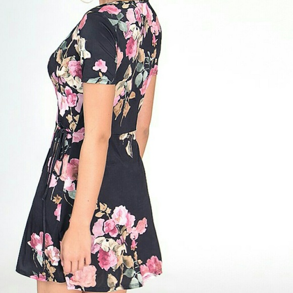 Multi floral wrap dress - Picture 2 of 4